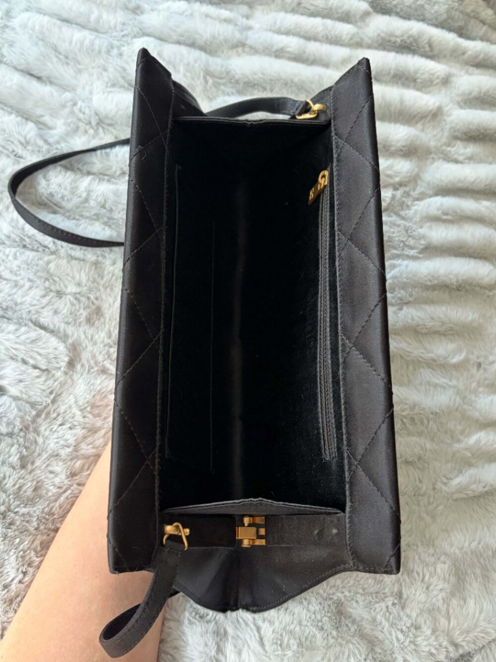 Vintage Chanel Satin Frame Clutch - Picture 7 of 12